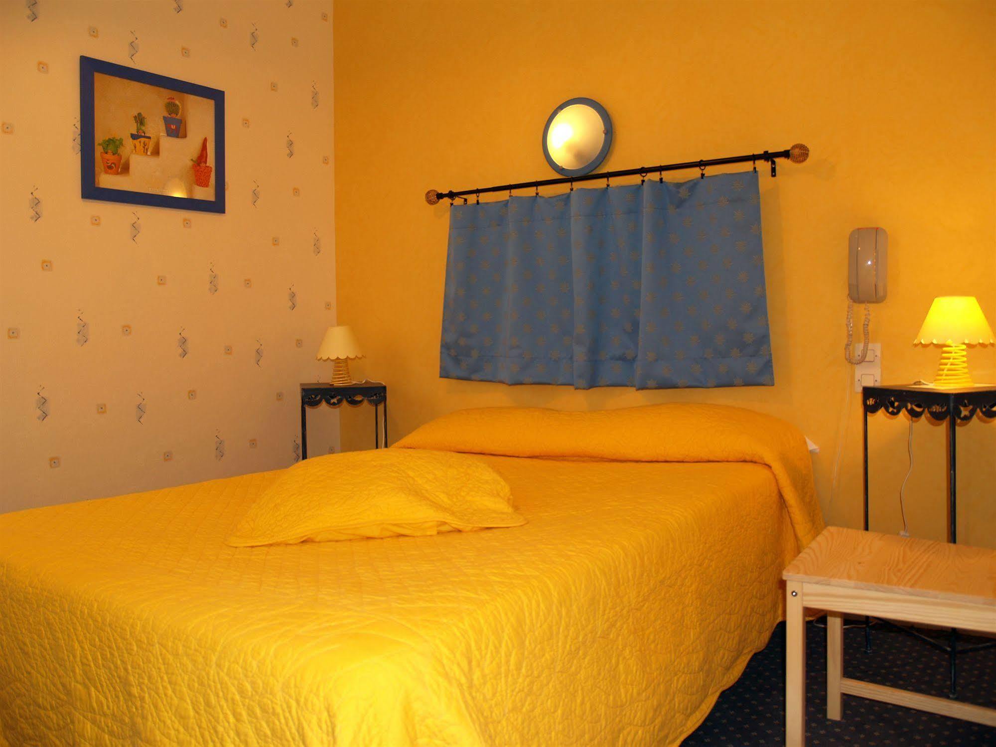 Hotel Central Pau Zewnętrze zdjęcie
