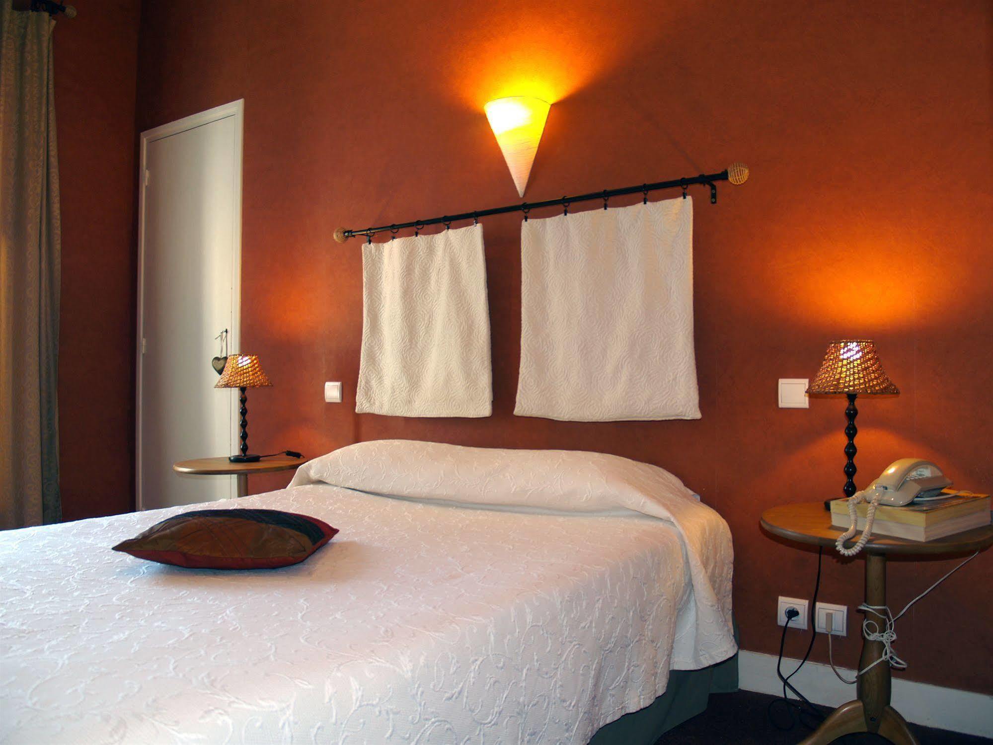 Hotel Central Pau Zewnętrze zdjęcie